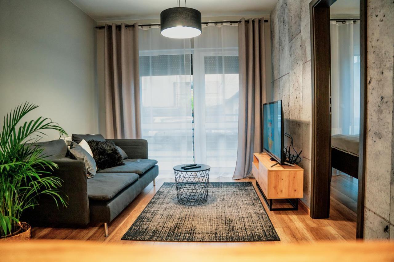 Loftowy Zakatek Apartment Leszno  Luaran gambar